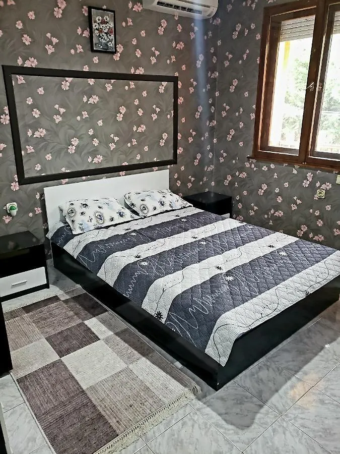 Guest house Стаи За Гости Holiday Garden Hotel Plovdiv Bulgaria