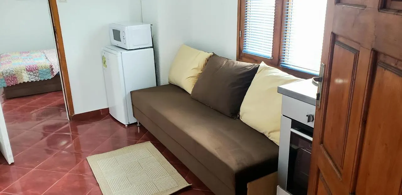 Стаи За Гости Holiday Garden Hotel Plovdiv 0*,  Bulgaria